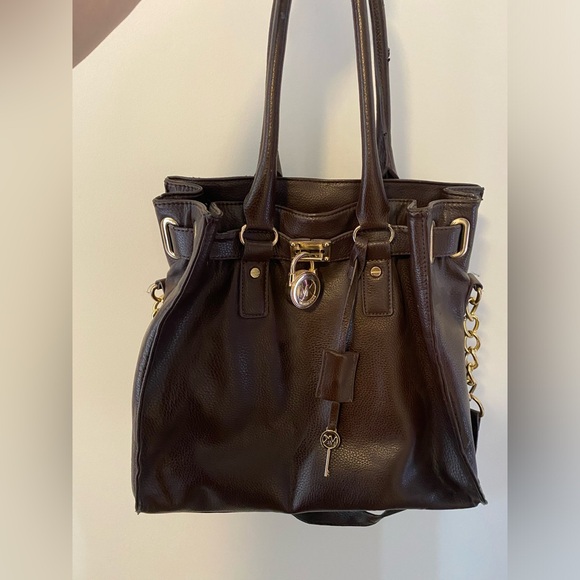 Michael Kors purse - Picture 1 of 4